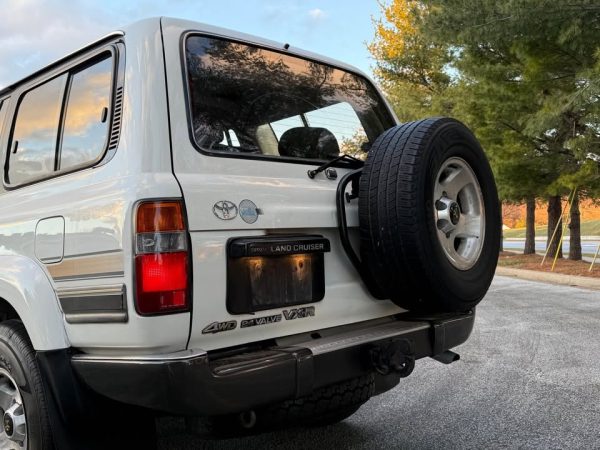 ⁦טויוטה לנד-קרוזר VX-R⁩ – תמונה ⁦2⁩